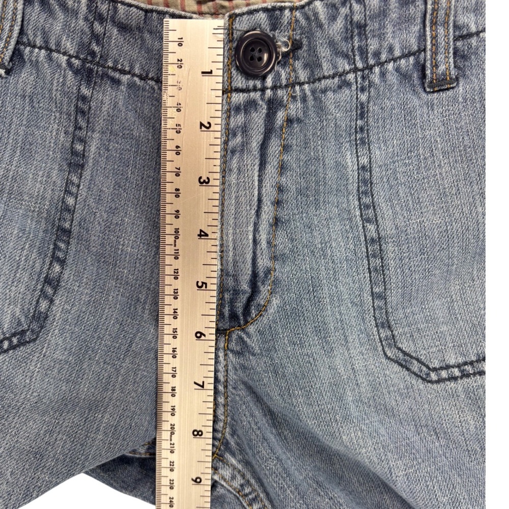 Old Navy Womens Size 6 Low Rise Denim Shorts Y2K Patch Pocket Light Wash Coastal - Picture 8 of 9